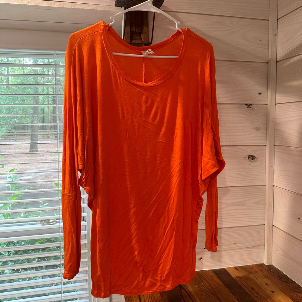 Orange top